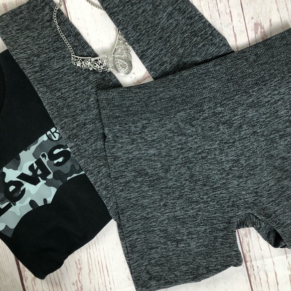 Time & Tru Cozy Fleece Gray Leggings and BONUS NWT Silver Geo Stretch Bracelet - Picture 2 of 8
